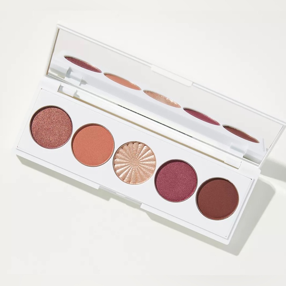 OFRA Signature Palette Symphony new in box.